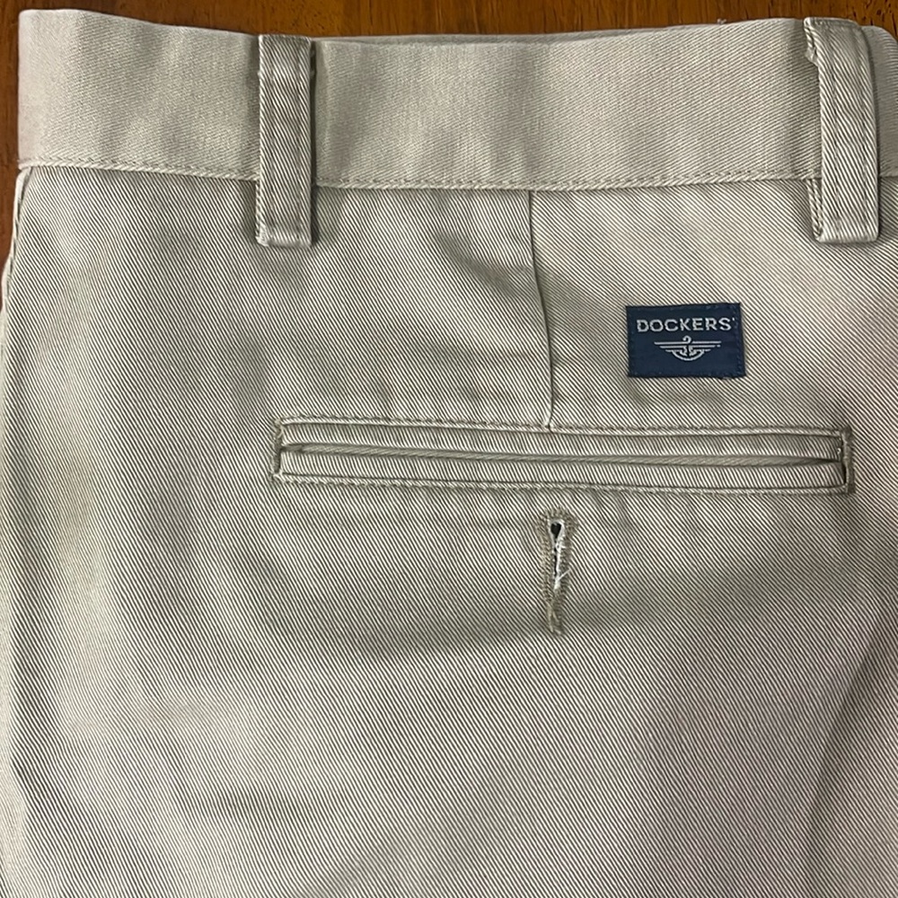 Men’s Dockers Dress Pants size 32W/32L